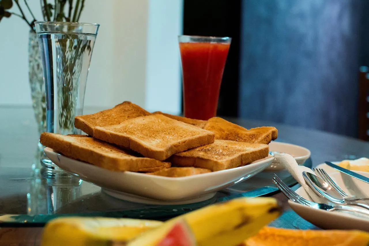 ** Bed & Breakfast Red Stone B&B Negombo Sri Lanka